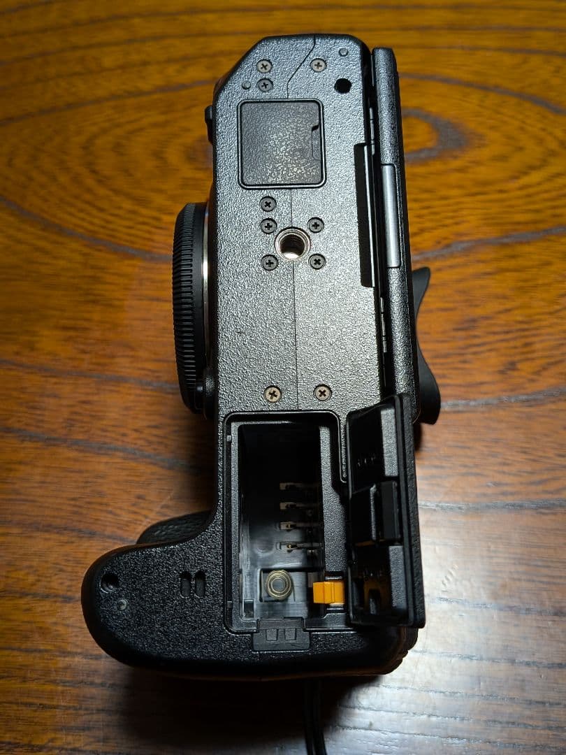 FUJIFILM X-H1 ミラーレスカメラ ボディ