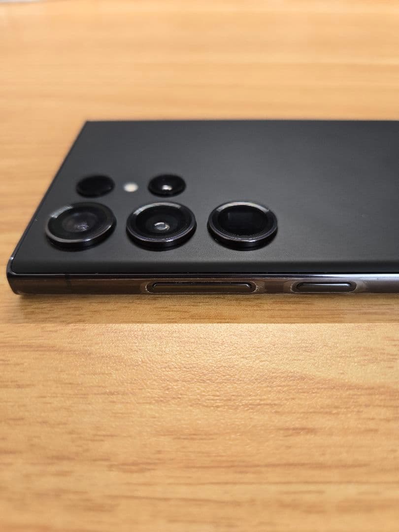 美品 Simフリー Galaxy S23 Ultra 236GB 本体