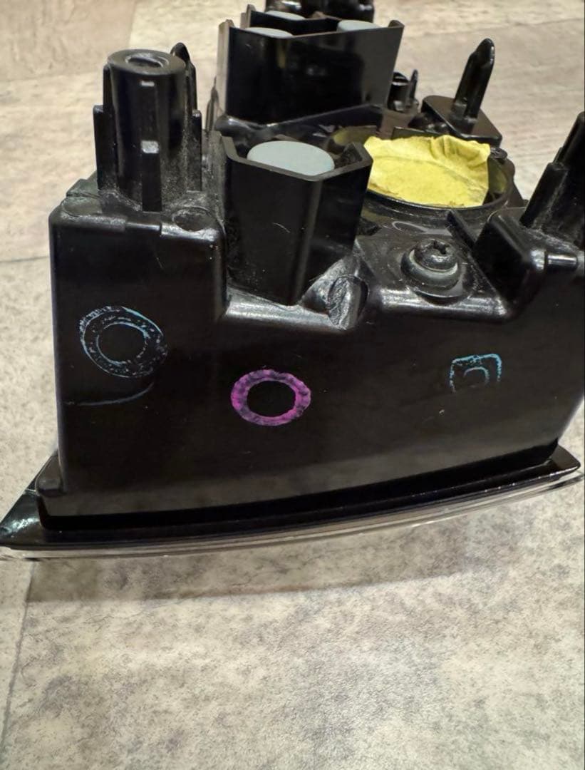 50 プリウス テールランプ 右 81580-47020