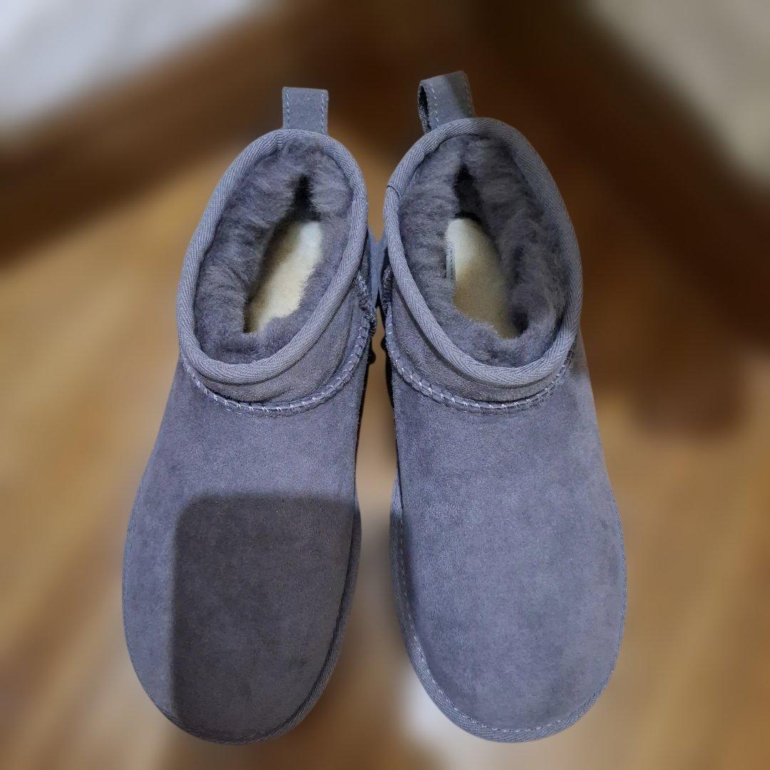 新品 UGG アグ クラシック ウルトラミニ (グレー)