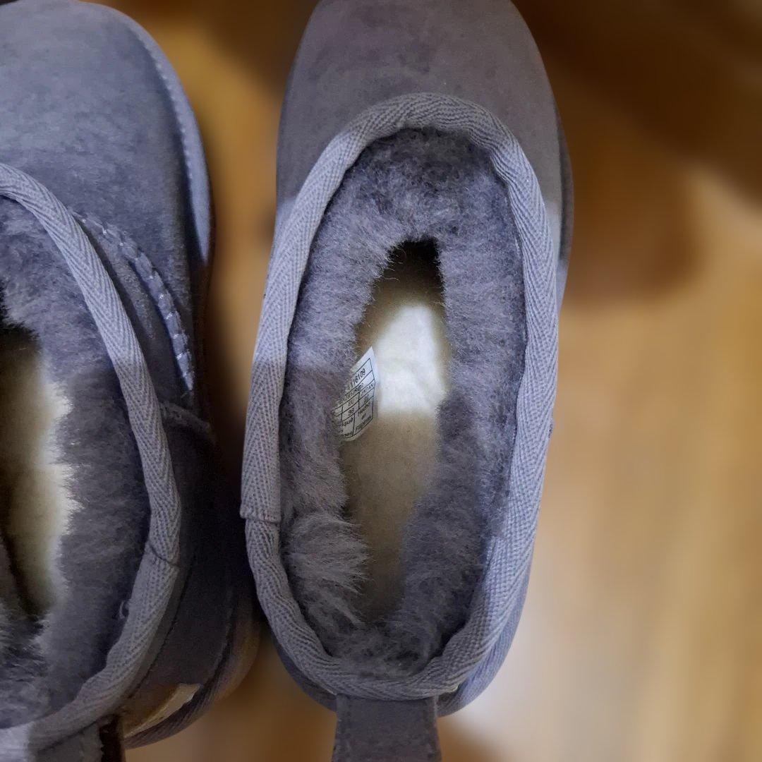 新品 UGG アグ クラシック ウルトラミニ (グレー)