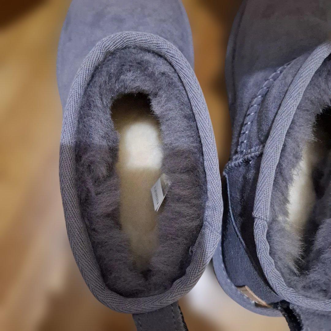 新品 UGG アグ クラシック ウルトラミニ (グレー)