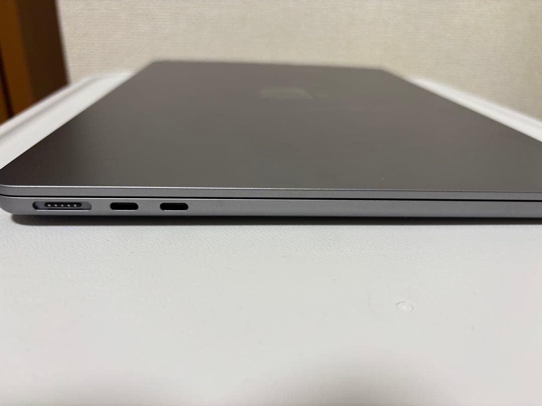 Apple MacBook M3スペースグレー 充電器、箱付き