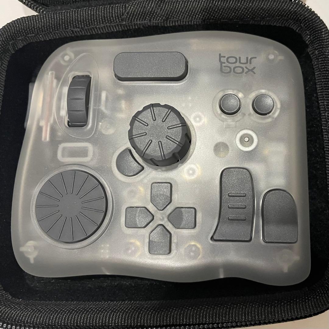 TourBox elite plus ハードケース付き