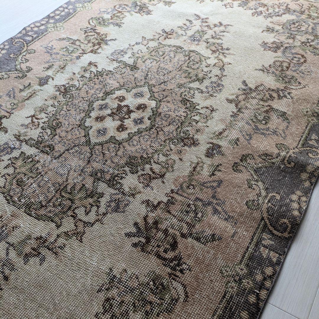 108×210 メダリオン　やわらかピンク×ベージュ　トルコヴィンテージラグ