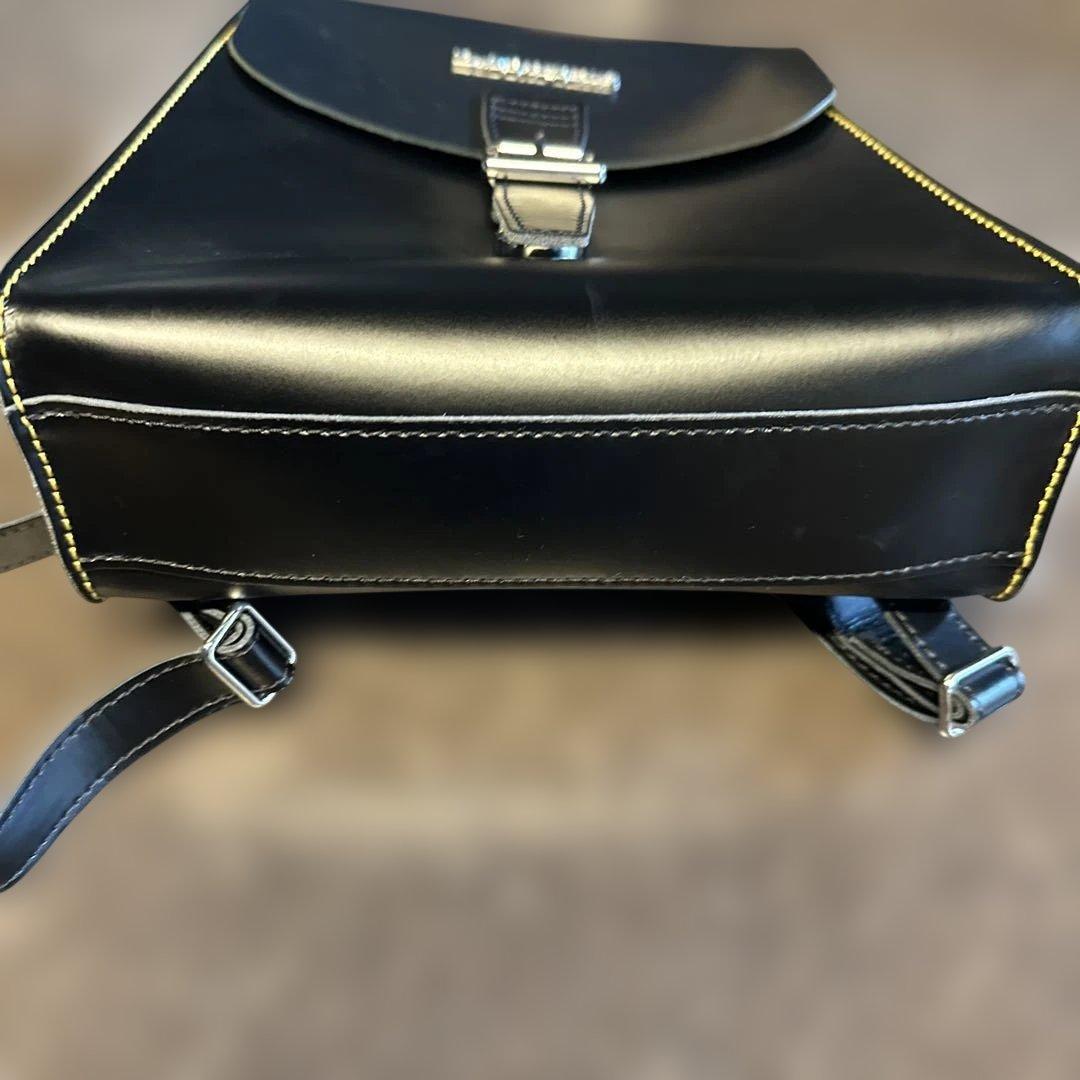 Dr.Martens ブラックリュック