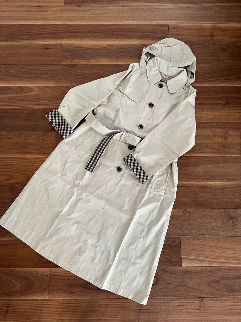 【新品】アクアスキュータム　レディースレインコート　Ｌサイズ
