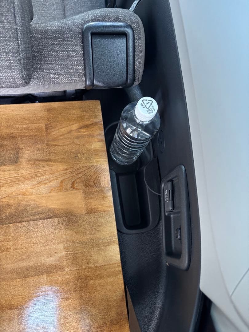 新型シエンタ10系専用 ラゲッジボード ワトコオイル&ウレタンニスコーティング