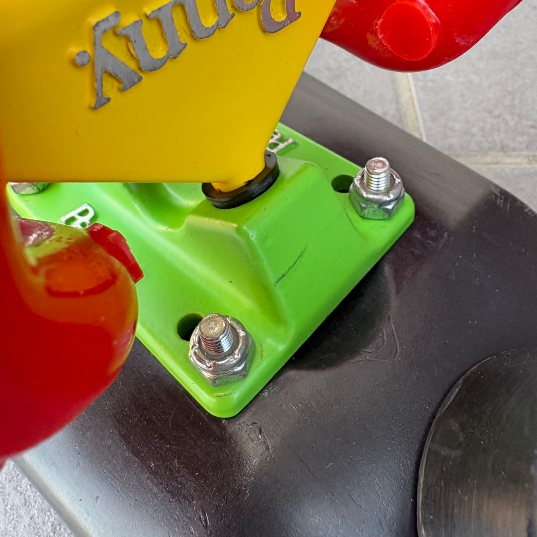 フルカスタム ペニー 22インチ シャークウィール 72mm DNA