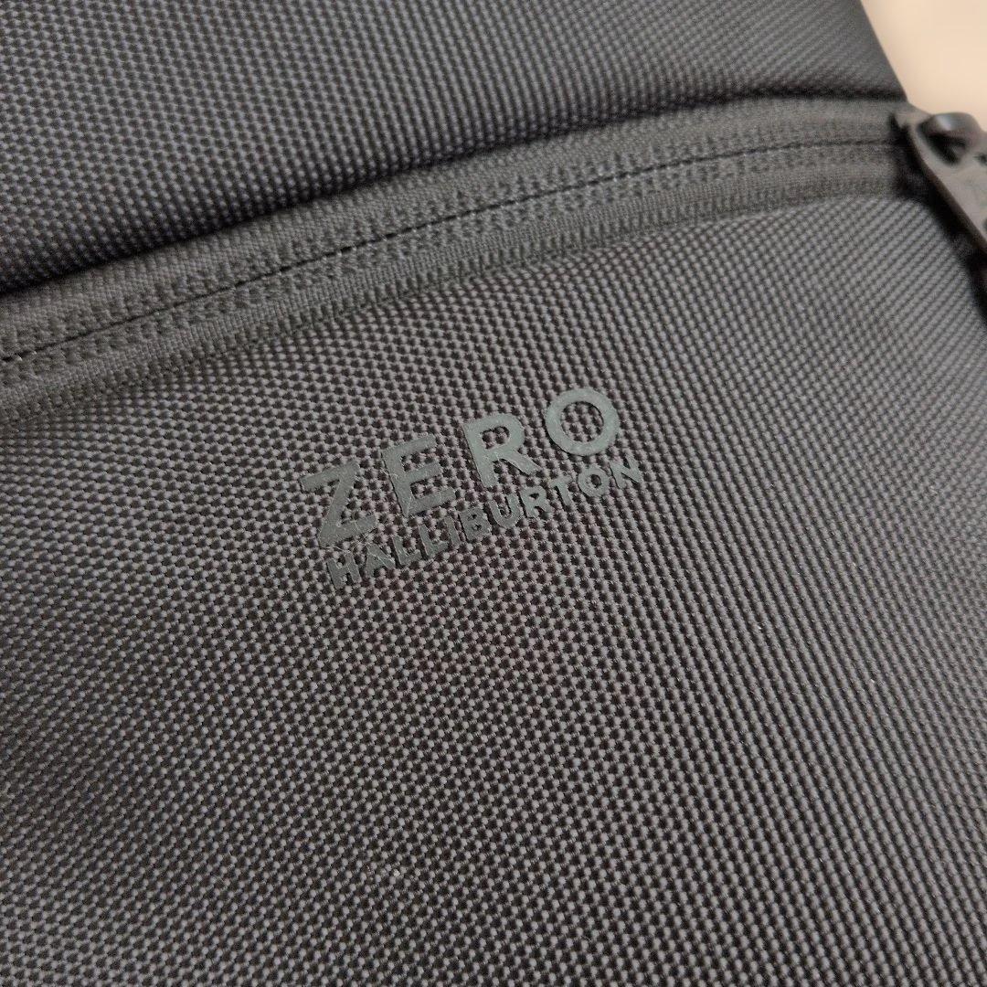 ZERO HALLIBURTON ZNCトートバッグ