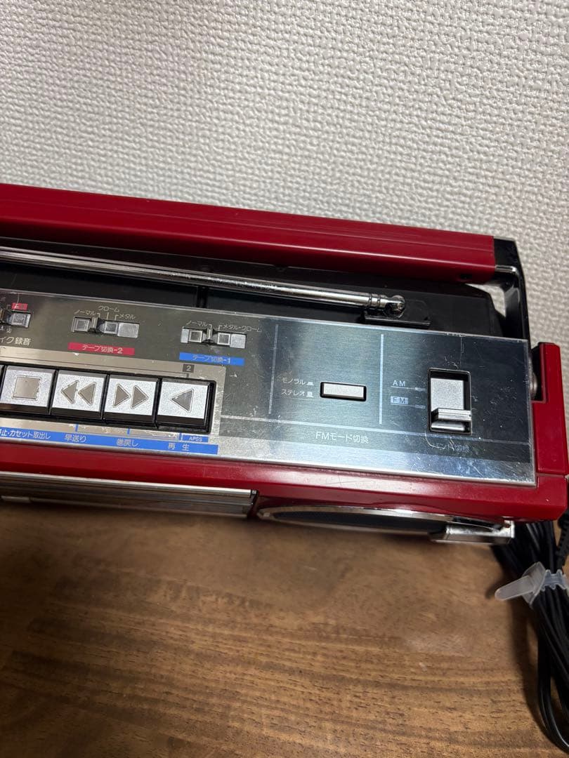 ✨正常作動✨SHARP QT77レッド ラジカセ カセットプレーヤー