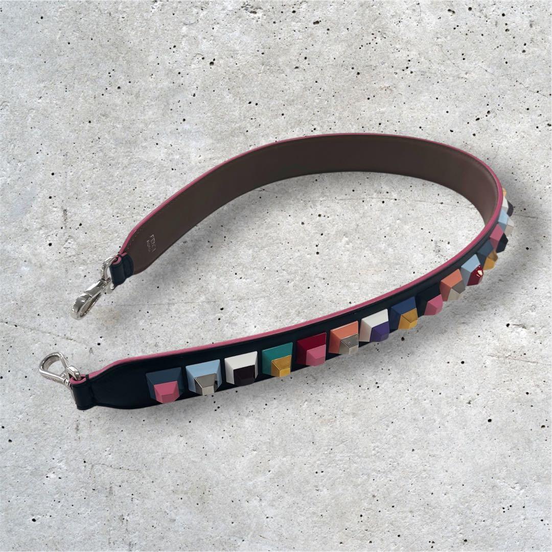 【美品】FENDI スタッズ ストラップユー ショルダーストラップ
