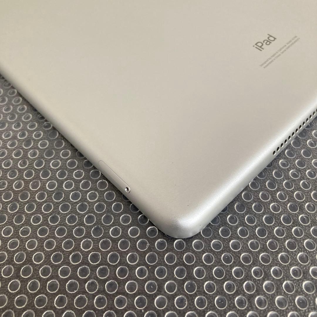802【早い者勝ち】外観比較的美品☆iPad7第7世代32GB SIMフリー☆