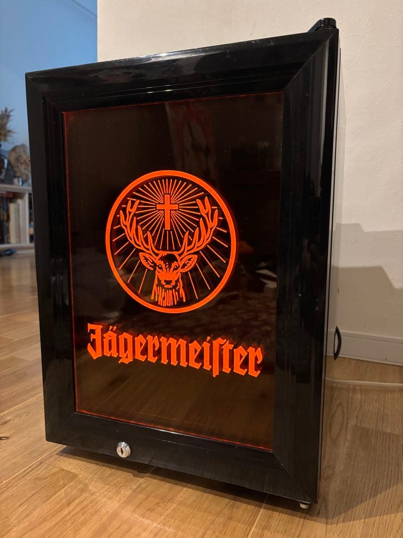 非売品　サントリー　イェーガーマイスター　冷凍庫　赤色照明付き