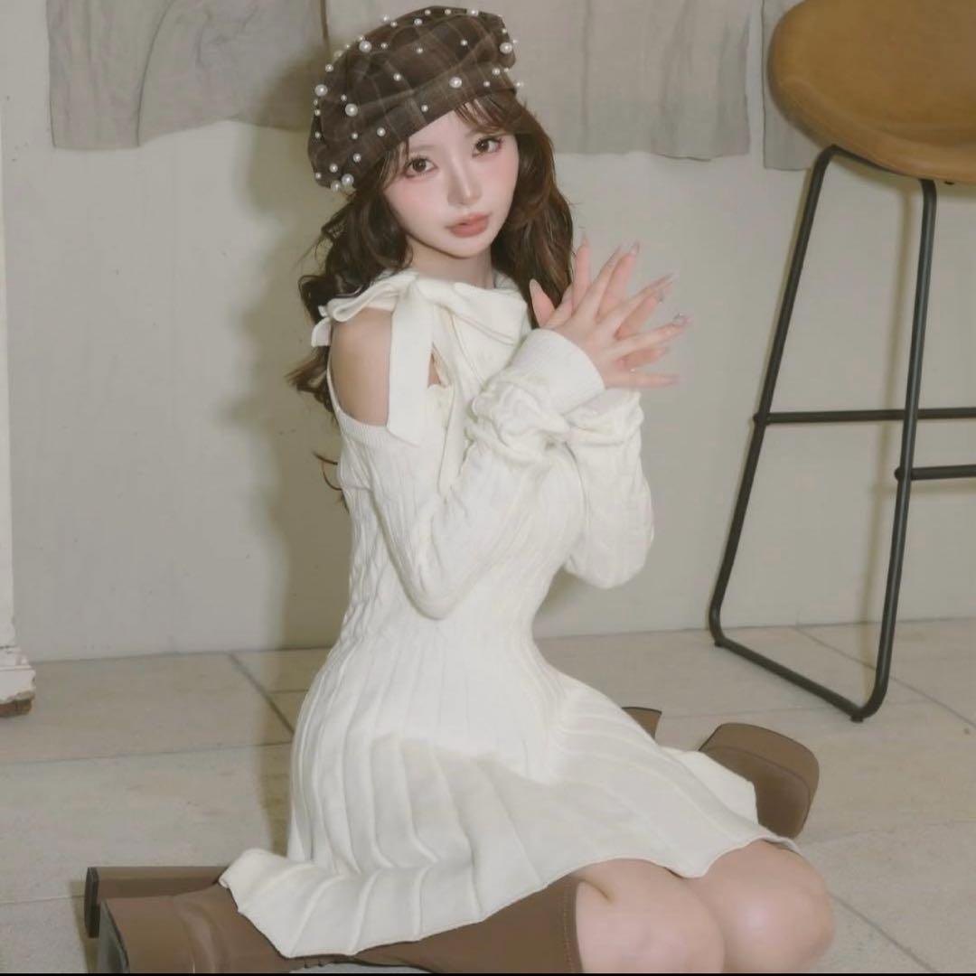 【新品】Darich アメスリフレアニットミニワンピース アイボリー