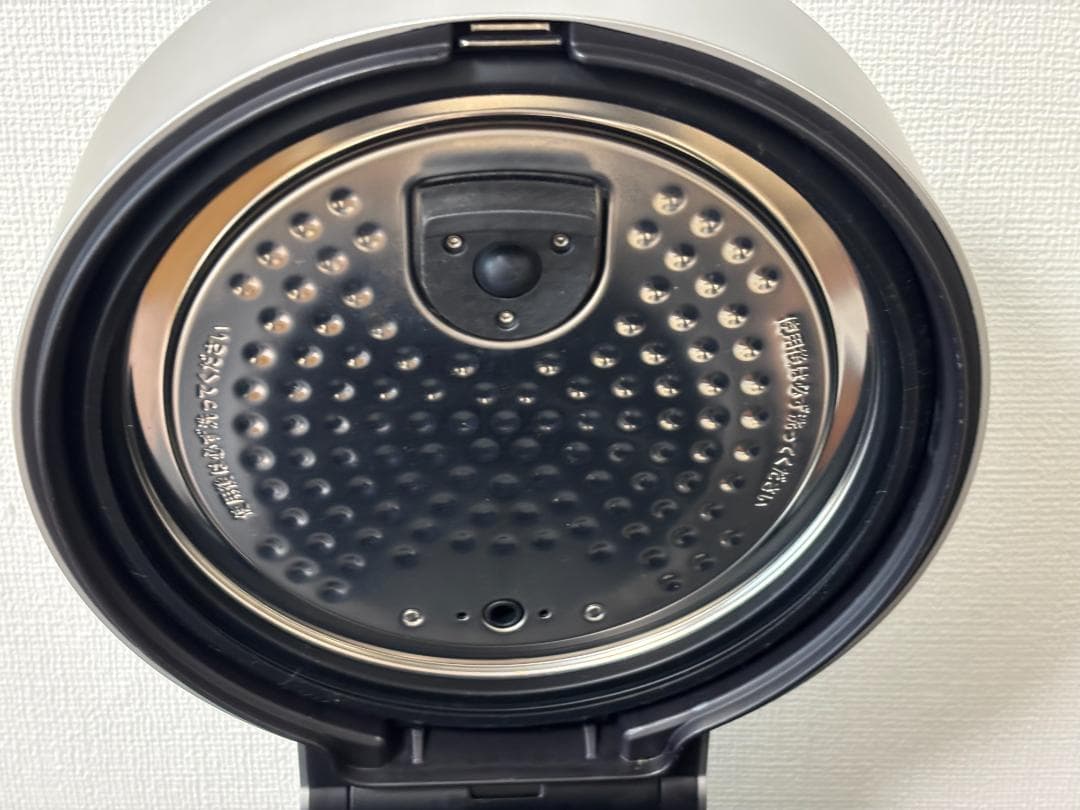 バルミューダ ザ・ゴハン 3合炊き 電気炊飯器