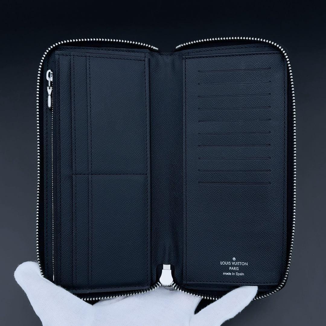 【新品に近い】ルイヴィトン タイガ ヴェルティカル 黒 長財布 メンズ 二つ折り