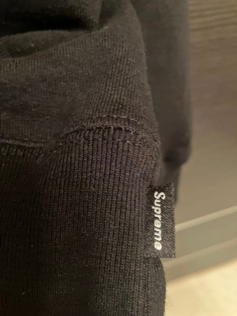 さっちょsupreme small box ロゴスウェット