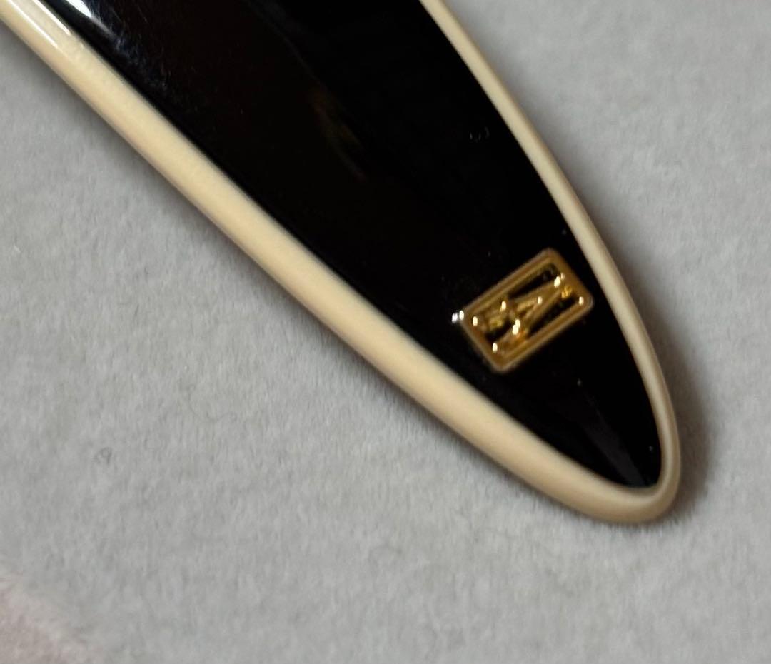 アレクサンドルドゥパリ バレッタ7cm