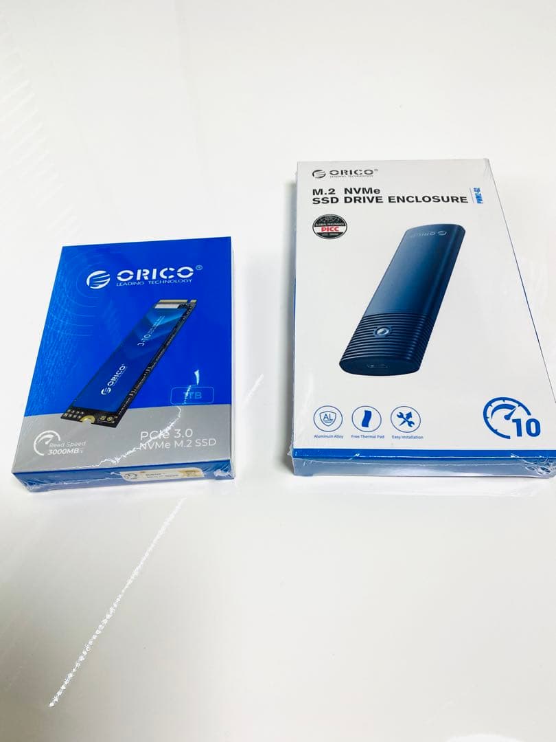 SSD1TB ORICO PCle 3.0 NVMe M2.0 +外付けケース