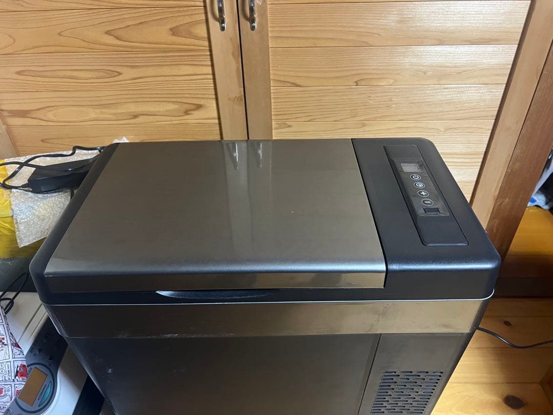 THE ONE ポータブル冷蔵庫 30L DC/AC対応