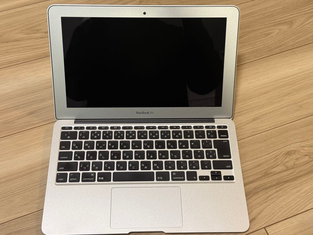 Apple MacBook Air 11インチ A1465 8GB/256GB