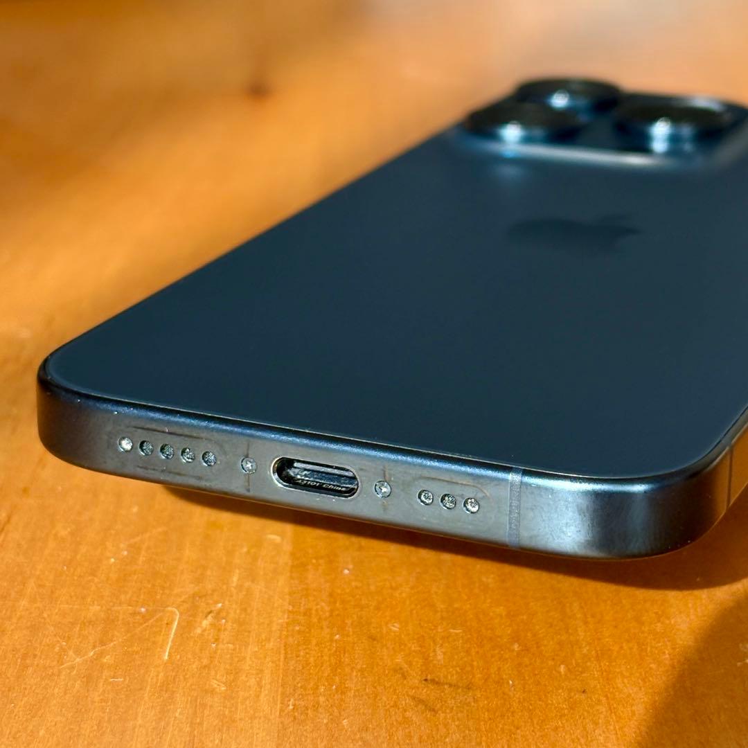 iPhone 15Pro ブルーチタニウム 128GB 中古