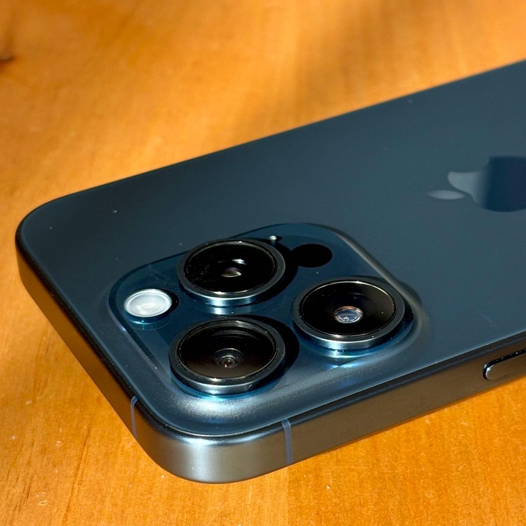 iPhone 15Pro ブルーチタニウム 128GB 中古