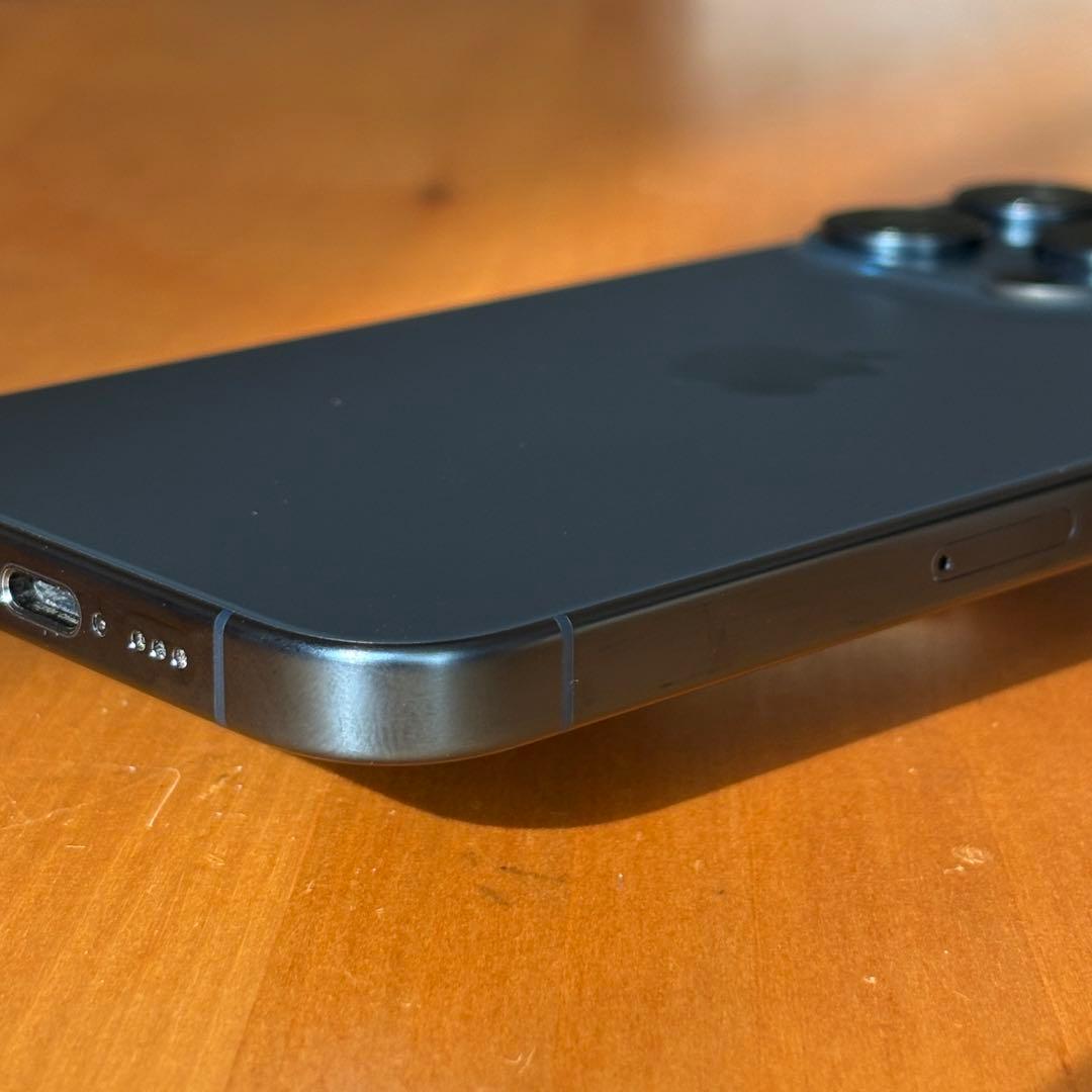 iPhone 15Pro ブルーチタニウム 128GB 中古