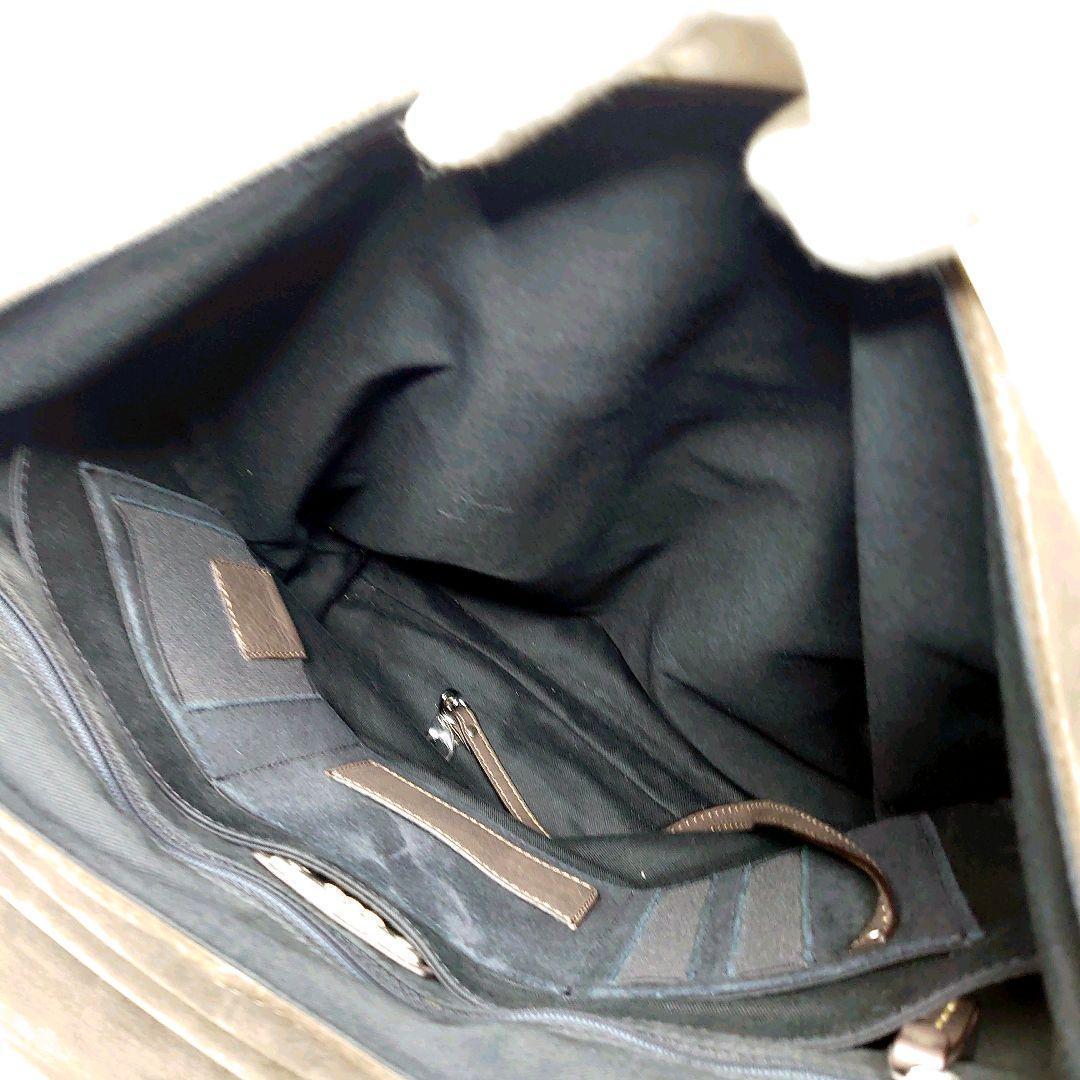 【美品】ZANELLATO ヘルメットバッグ ダレスバッグ 縦型 スエード 鍵付