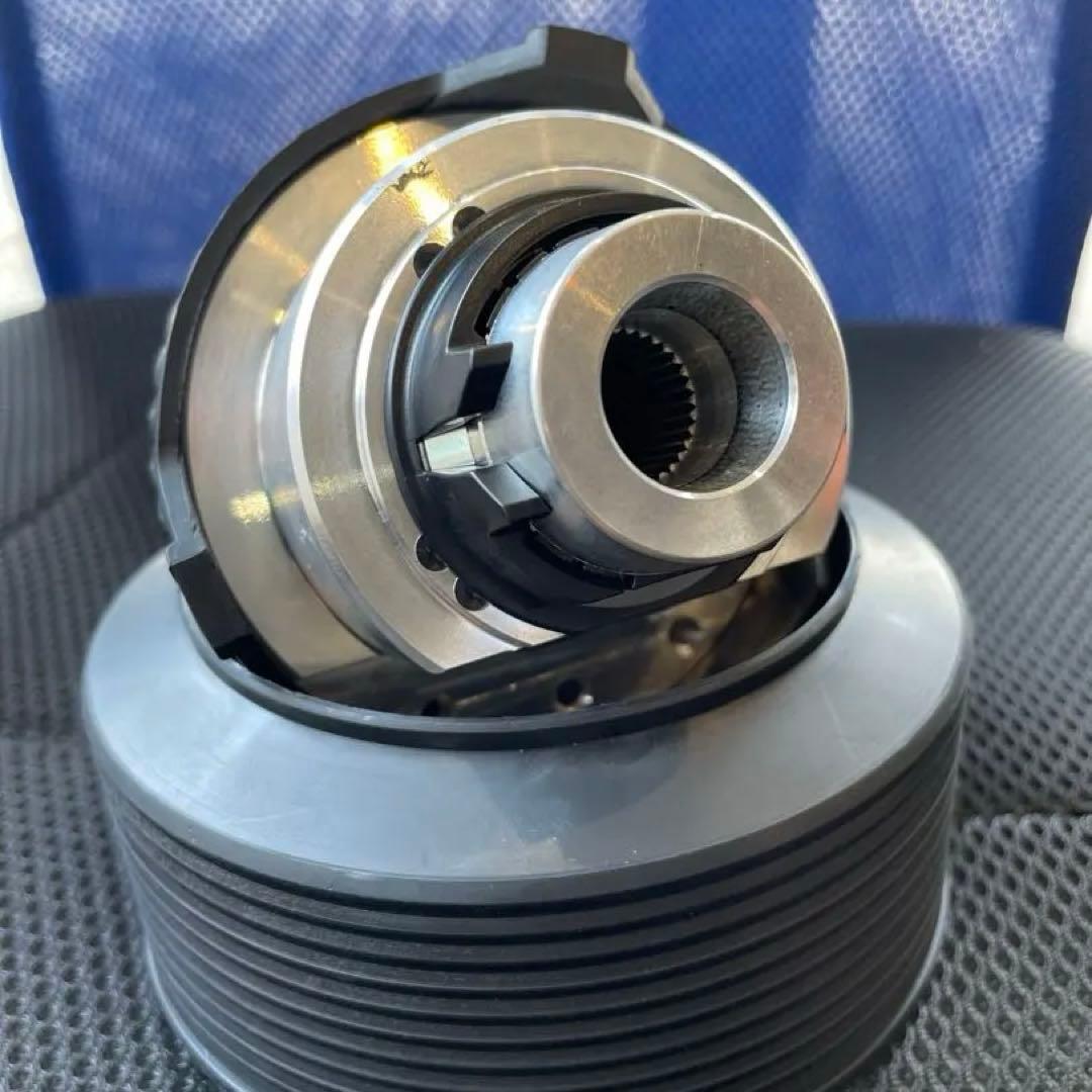 momo フルスピード NRGクイックリリース ボスセット