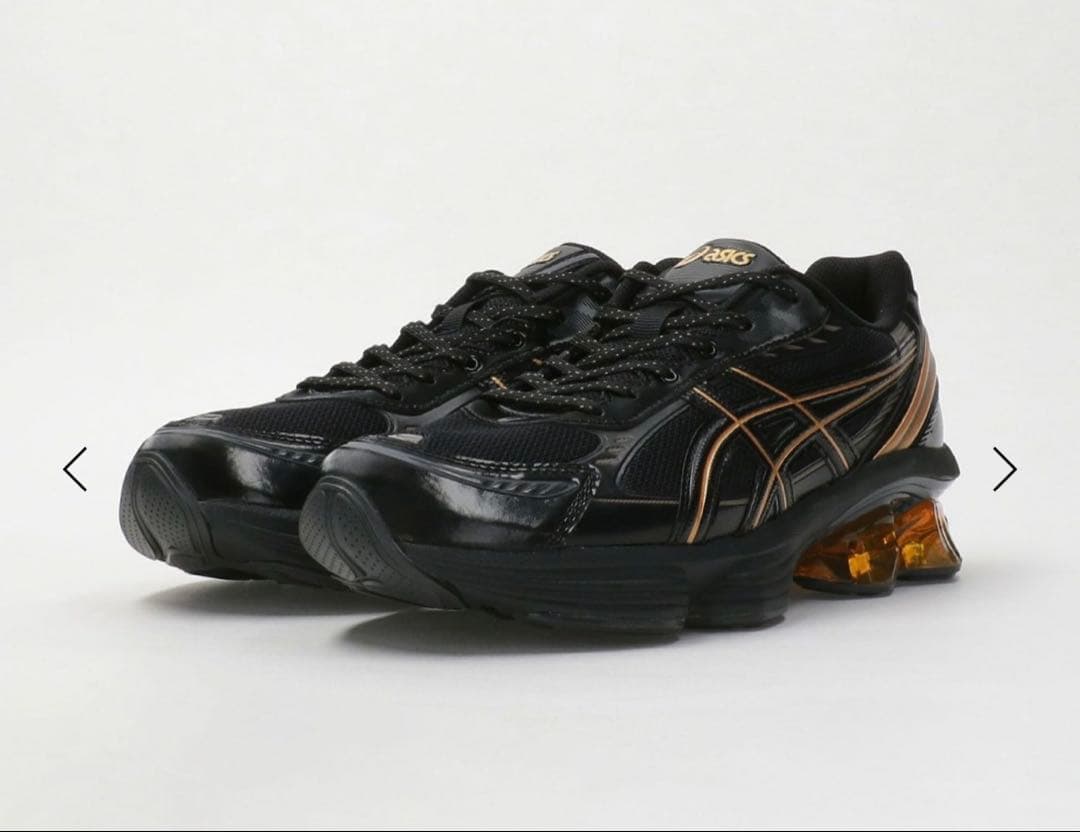靴 ASICS GEL KINETIC FLUENT