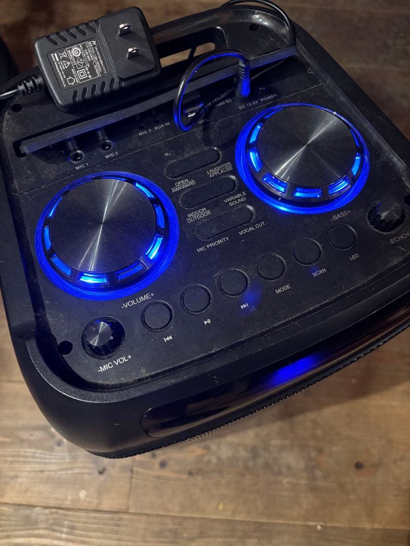 ワイヤレススピーカー RGBライティング