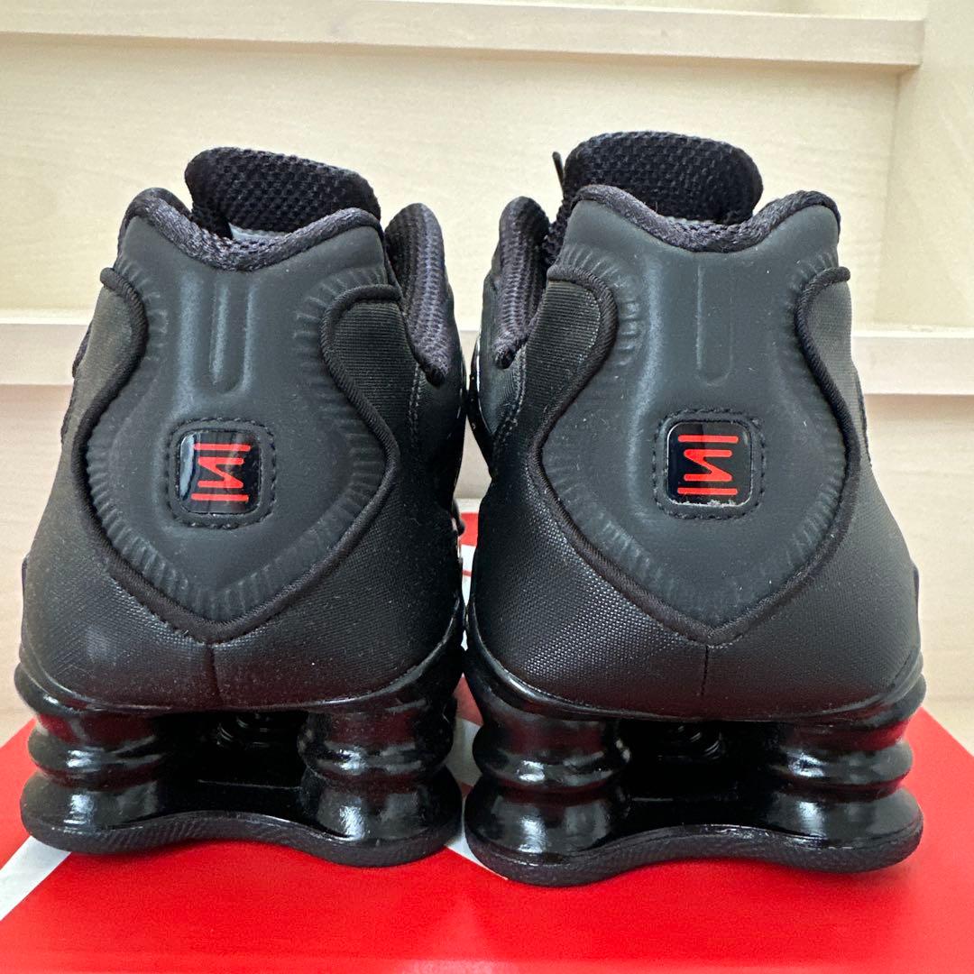 専用 新品未使用 NIKE W SHOX TL 28cm