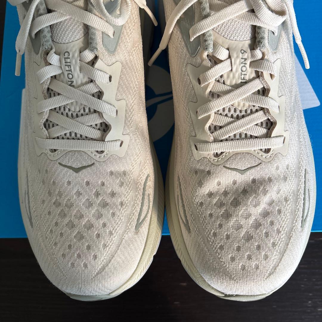 HOKA ホカCLIFTON 9 クリフトン　ベージュ　WIDE 27.5cm