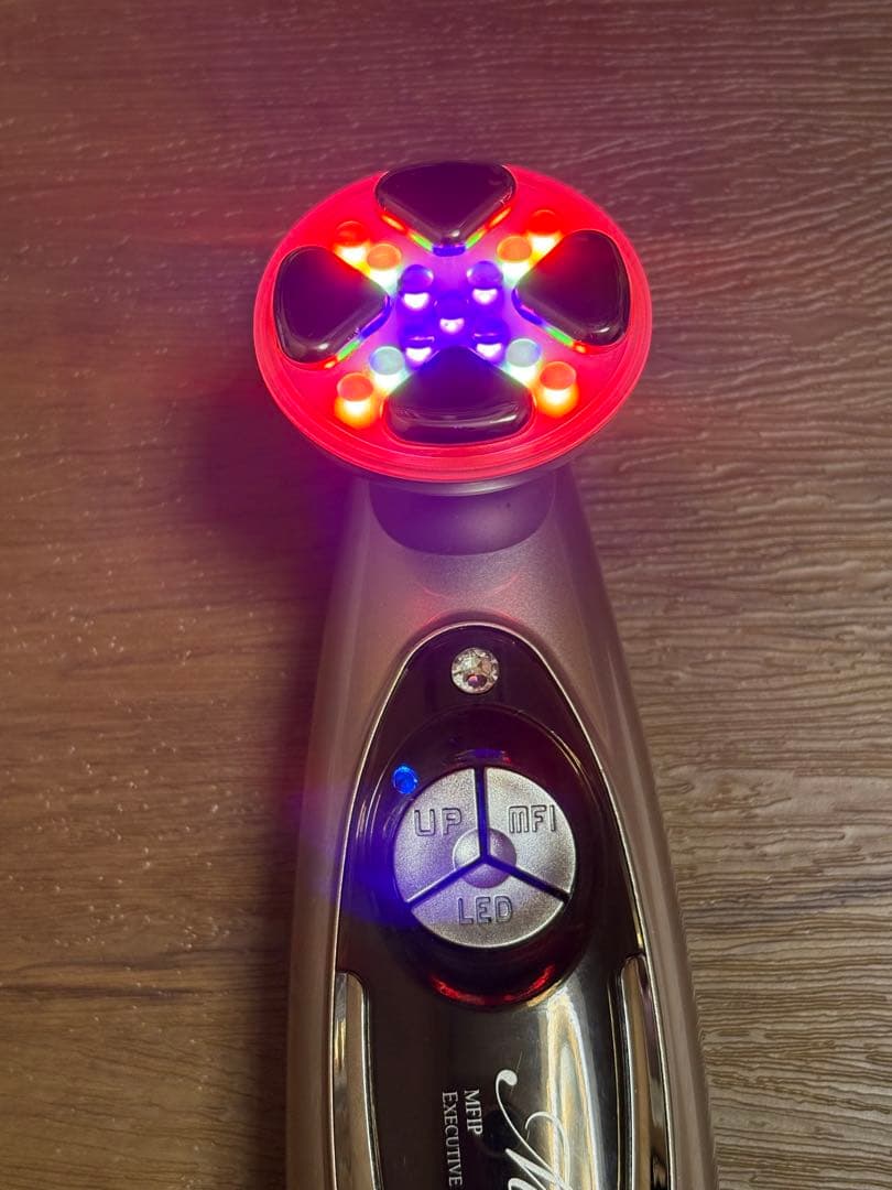 ボディ・フェイスケア ARTISTIC&CO. MISS ARRIVO GHOST