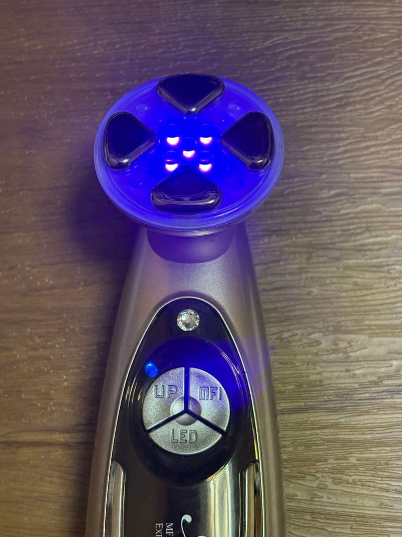 ボディ・フェイスケア ARTISTIC&CO. MISS ARRIVO GHOST