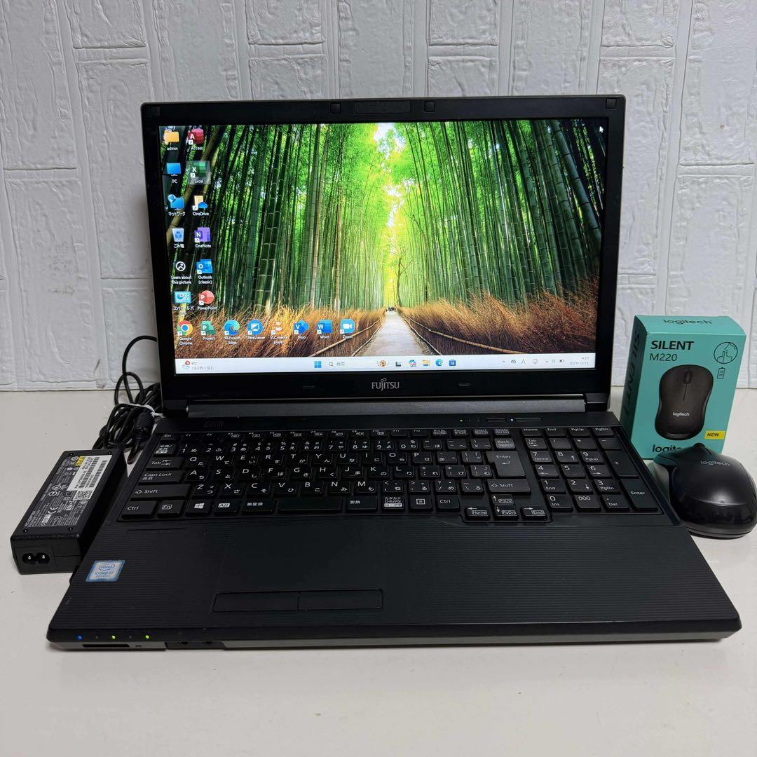 Windows11 オフィス付きCorei7 SSD メモリ8GB 美品　富士通