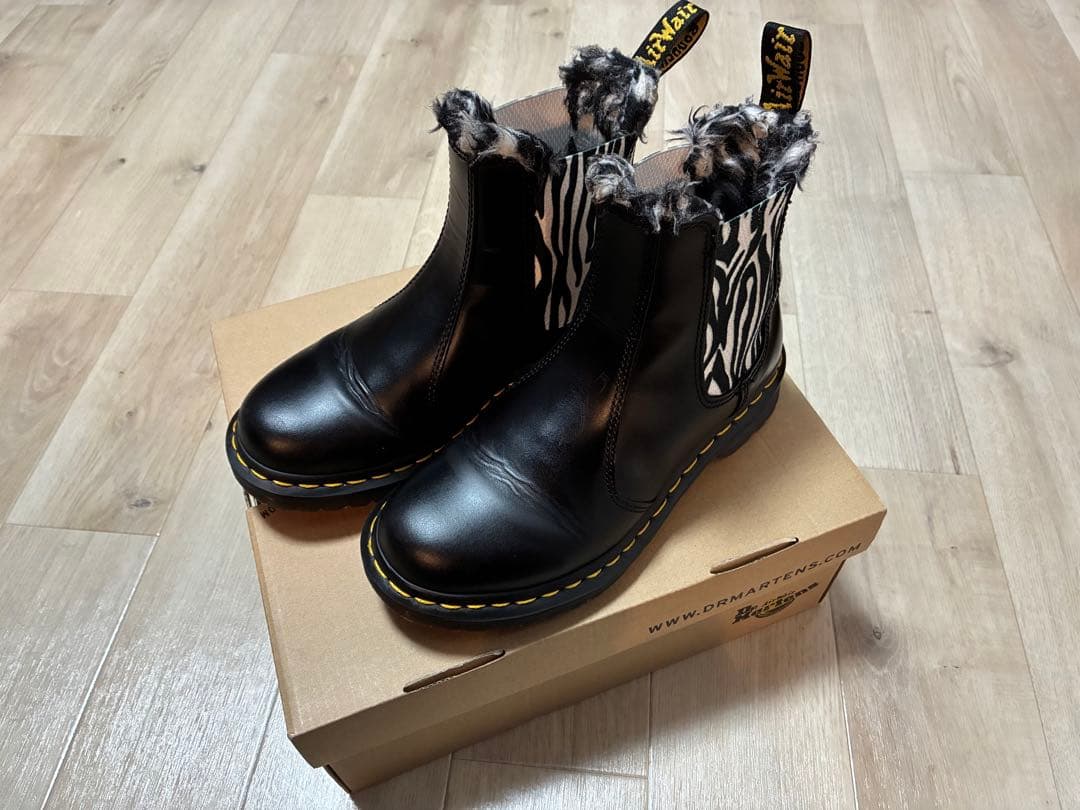 【美品】Dr.Martens ドクターマーチン ワークブーツ UK4 黒 ゼブラ
