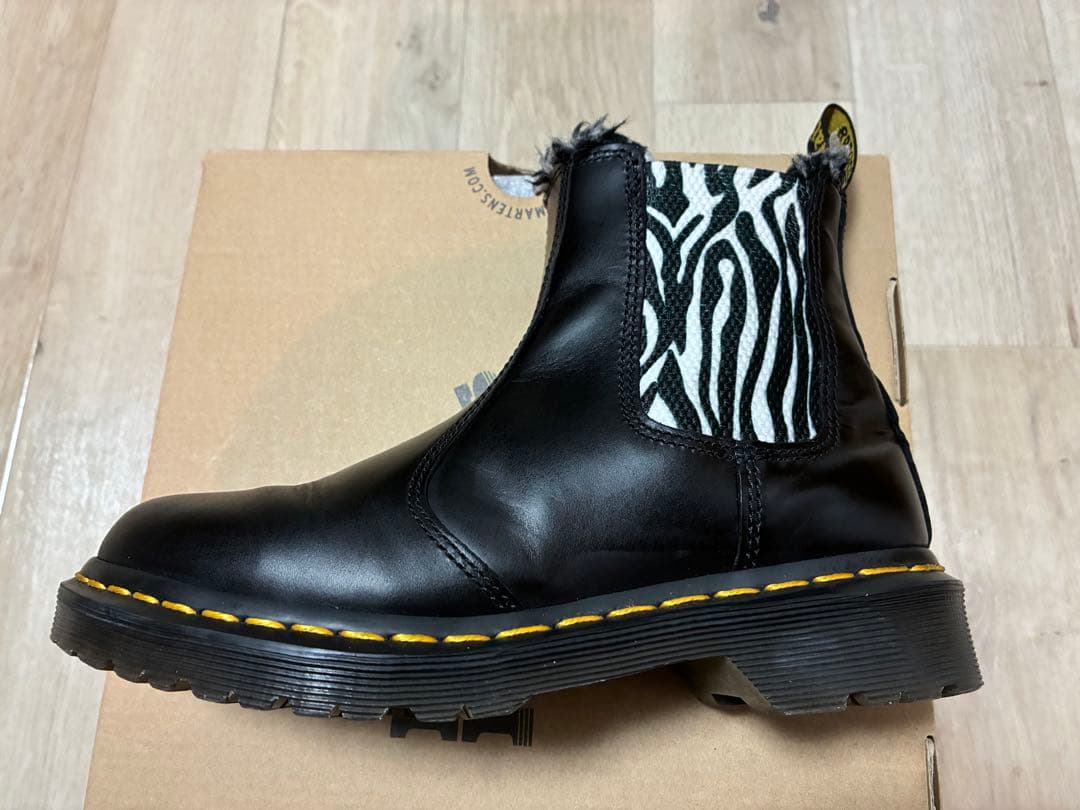 【美品】Dr.Martens ドクターマーチン ワークブーツ UK4 黒 ゼブラ