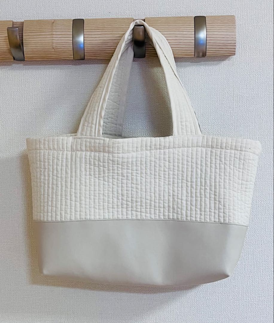 専用ページです。生成りのヌビ刺繍バック