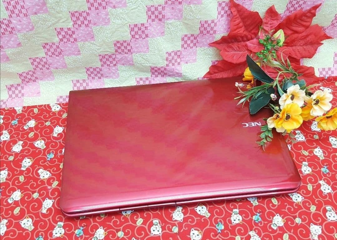 極上品♥大人気♥新品SSD256GB♥レッド色♥新型Win11搭載♥動画編集