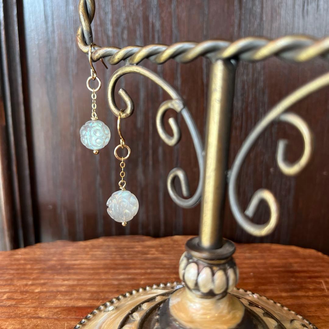 おともさん様✴︎ラブラドライトカービング＆ロードナイト＊ピアス