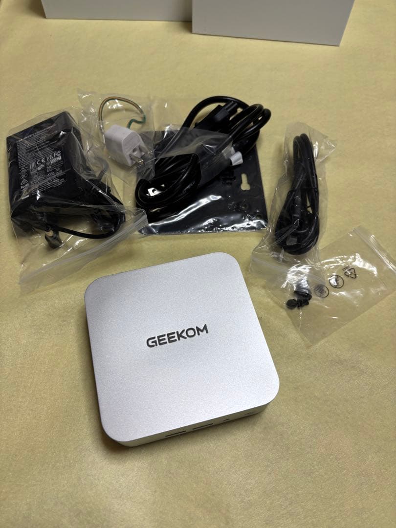 GEKOM ミニPC シルバー A6 m.2SSD1TB DDR5 32GB