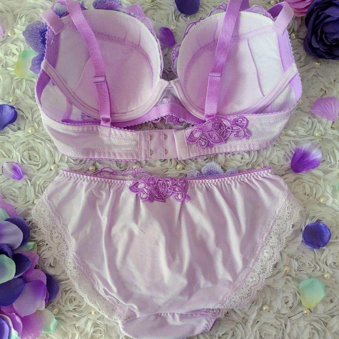 サルート♥63G チリ E65 ノーマルM PU