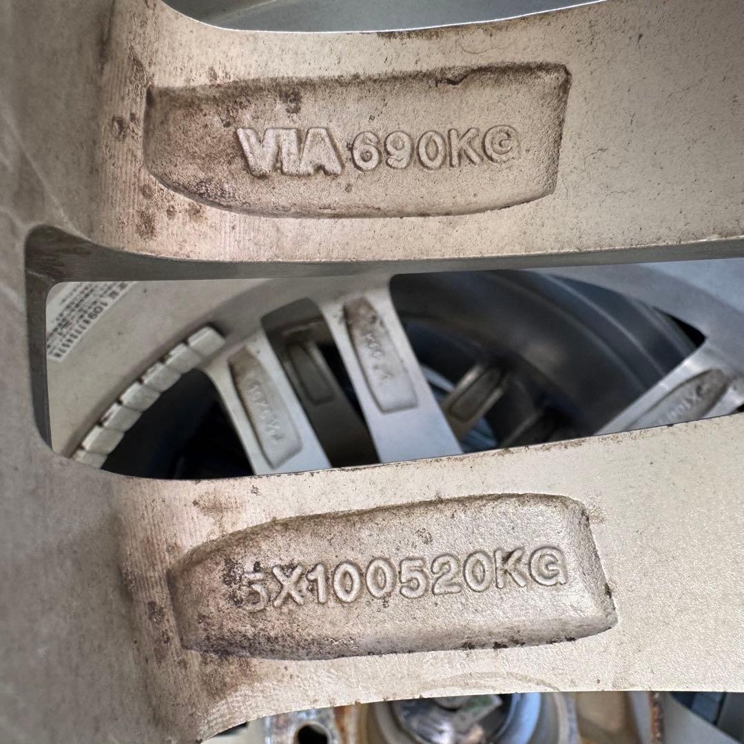 ブリヂストン ブリザック スタッドレスタイヤ・ホイール 4本 215/65R16