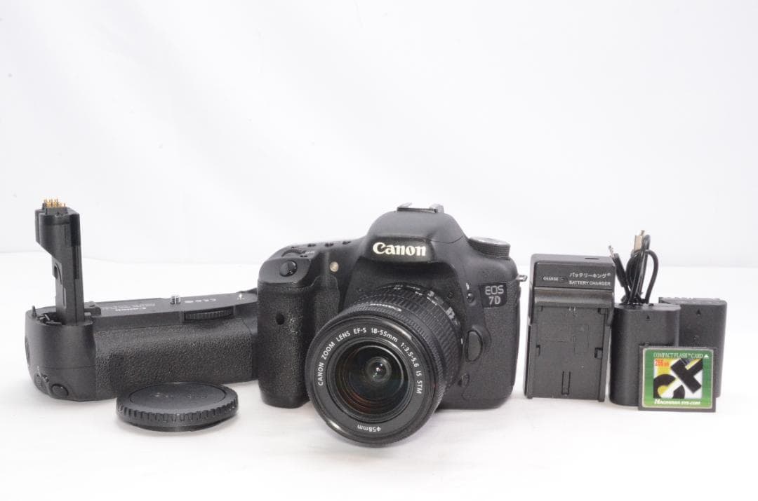 デジタルカメラ Canon EOS 7D/EF-S 18-55mm F3.5-5.6/BG-E7