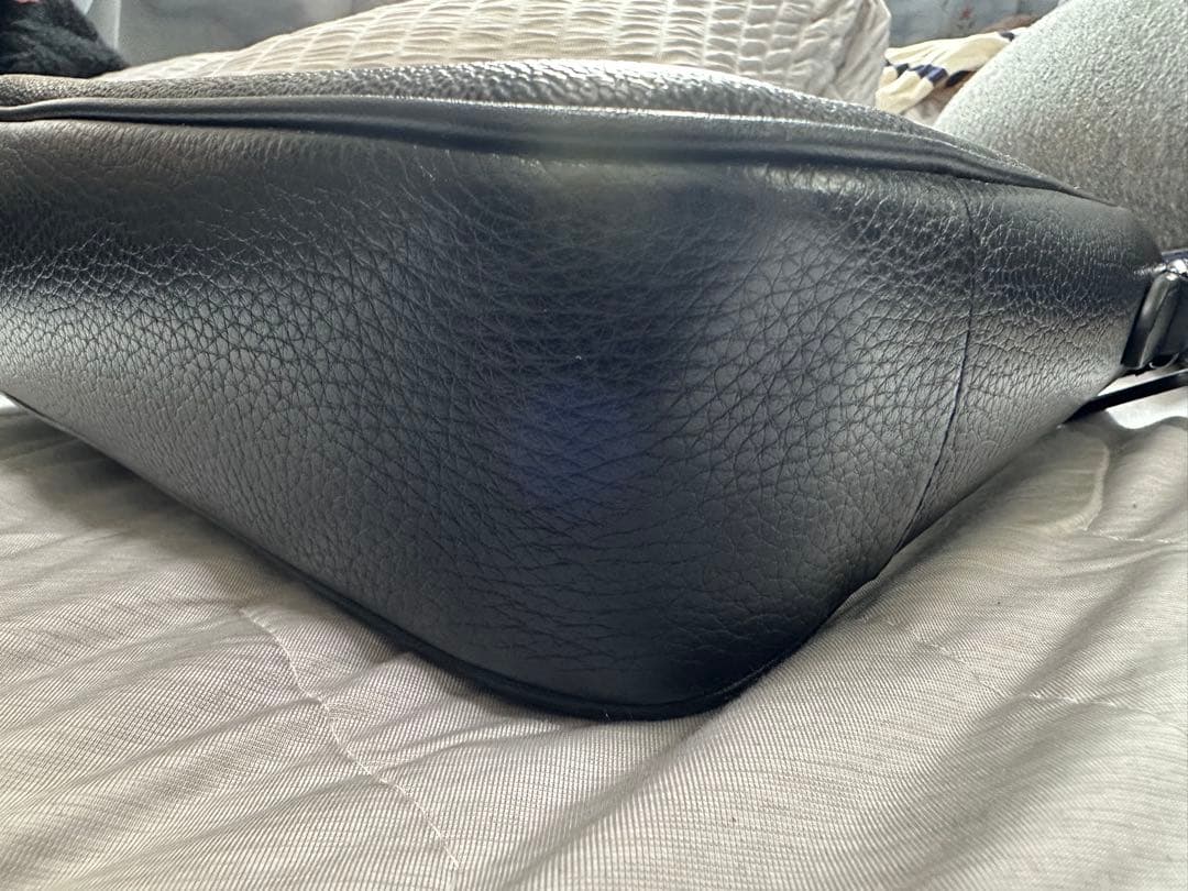 Coach ブラック レザー メッセンジャーバッグ