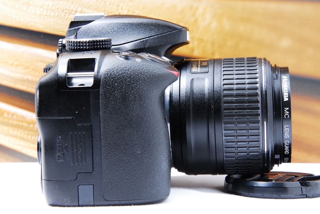 ニコン D3300 一眼レフカメラ スマホ転送 手ぶれ補正レンズ ガイドモード