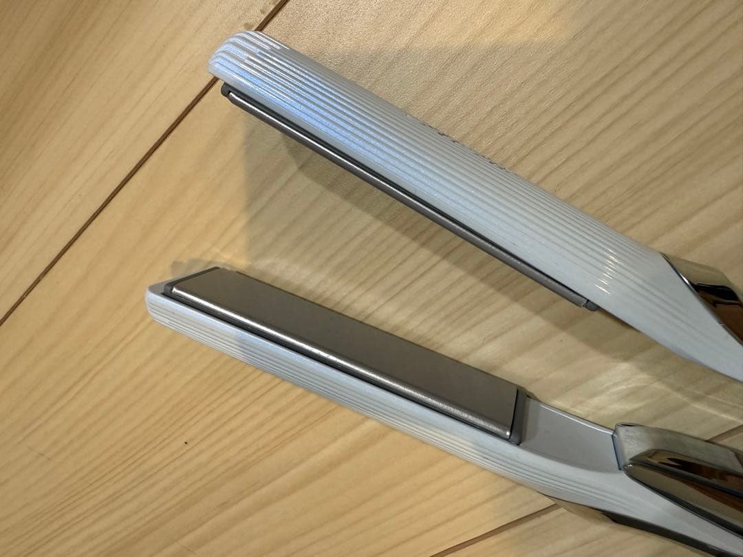 ReFa ストレート アイロン プロ（ホワイト）